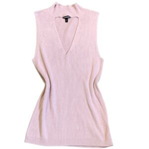 Exact Model In Black Express L Sleeveless V-Neck/Mock-Cut-Out Rib Knit Top Black